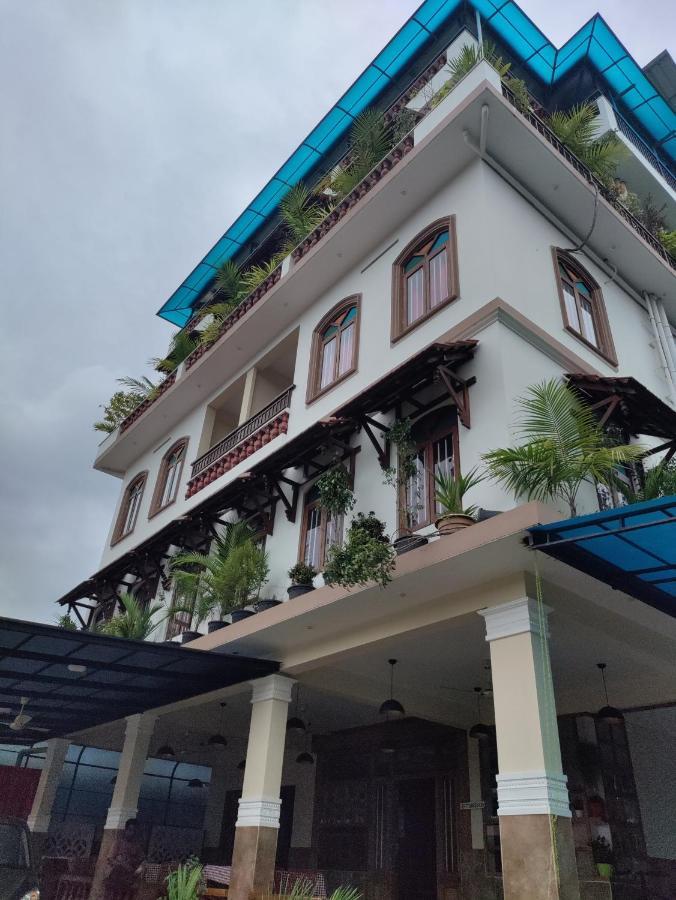 Meghdoot River Resort Kochi المظهر الخارجي الصورة